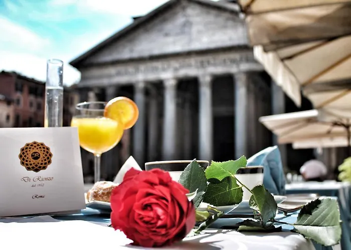 Konukevi Di Rienzo Pantheon Palace 4*