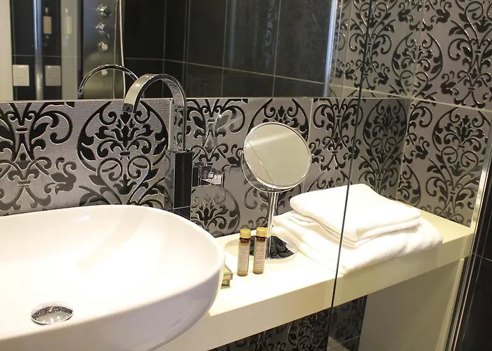 Konukevi Di Rienzo Pantheon Palace 4*