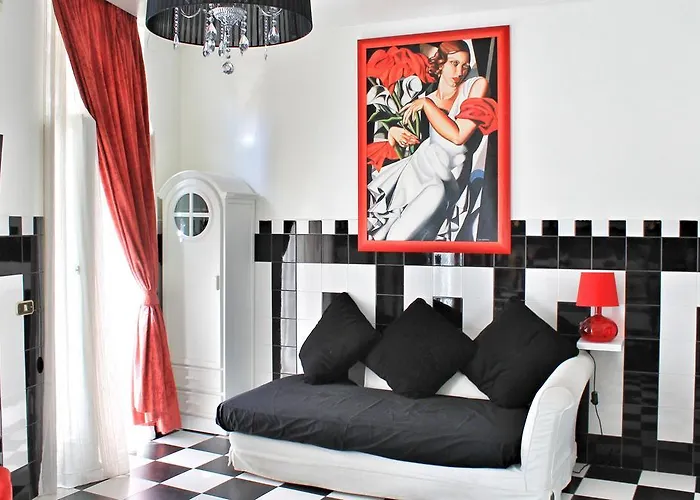 Konukevi Di Rienzo Pantheon Palace 4*